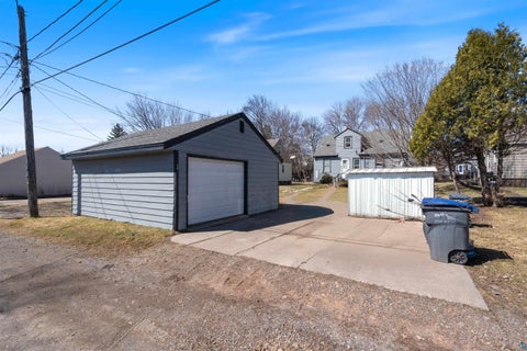 Tiny photo for 28 N 66th Ave W Ave, Duluth, MN 55807 (MLS # 6128372)