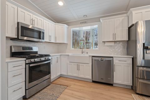 Tiny photo for 4809 Oak Ridge Dr, Hermantown, MN 55811 (MLS # 6123091)