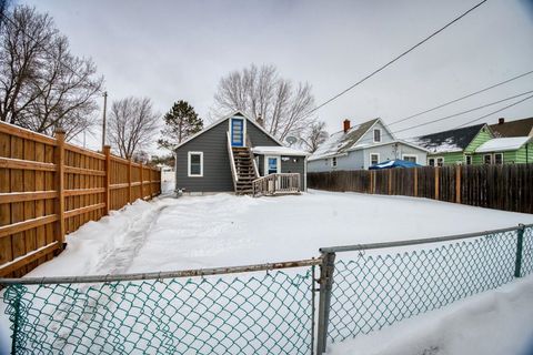 Tiny photo for 114 E 17th St, Hibbing, MN 55746 (MLS # 6123377)