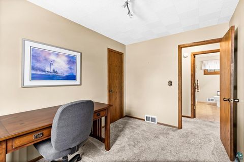 Tiny photo for 1409 Stanford Ave, Duluth, MN 55811 (MLS # 6126338)