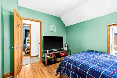 Tiny photo for 822 E 7th St, Duluth, MN 55805 (MLS # 6125173)