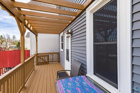 Tiny photo for 822 E 7th St, Duluth, MN 55805 (MLS # 6125173)