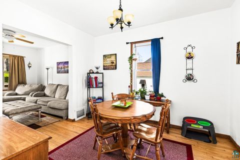 Tiny photo for 822 E 7th St, Duluth, MN 55805 (MLS # 6125173)