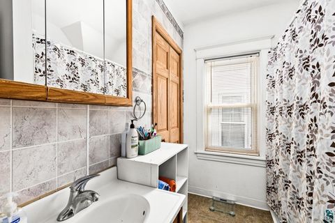 Tiny photo for 822 E 7th St, Duluth, MN 55805 (MLS # 6125173)