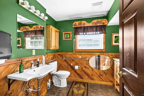 Tiny photo for 6015 E Superior St, Duluth, MN 55804 (MLS # 6123860)