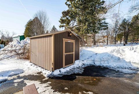 Tiny photo for 6015 E Superior St, Duluth, MN 55804 (MLS # 6123860)