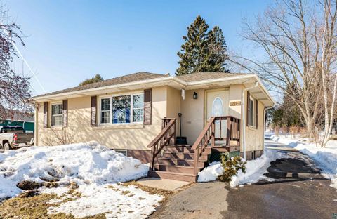Tiny photo for 6015 E Superior St, Duluth, MN 55804 (MLS # 6123860)
