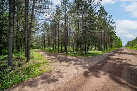 Tiny photo for 41 Turner Rd, Duluth, MN 55803 (MLS # 6123547)