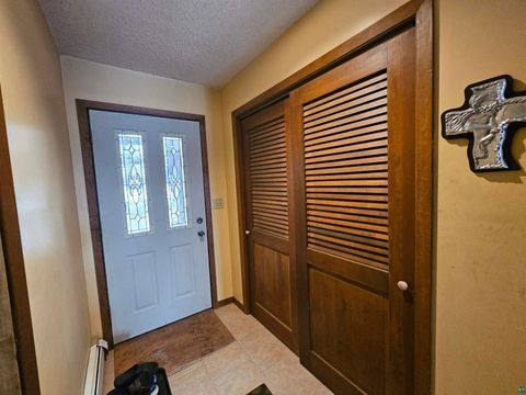 Tiny photo for 4045 Long Lake Shores Rd, Eveleth, MN 55734 (MLS # 6124562)