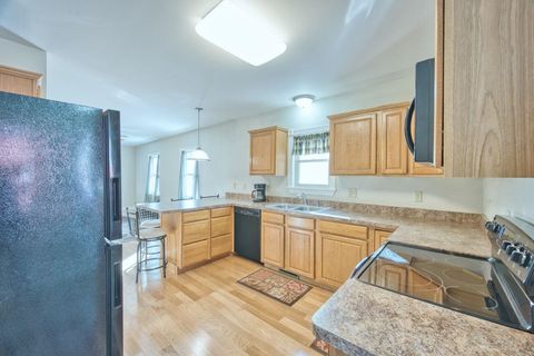 Tiny photo for 1117 Lincoln Ave, Eveleth, MN 55705 (MLS # 6123392)