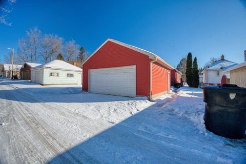 Tiny photo for 1117 Lincoln Ave, Eveleth, MN 55705 (MLS # 6123392)