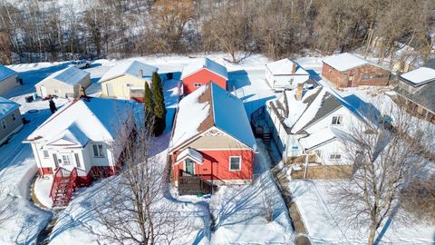 Tiny photo for 1117 Lincoln Ave, Eveleth, MN 55705 (MLS # 6123392)