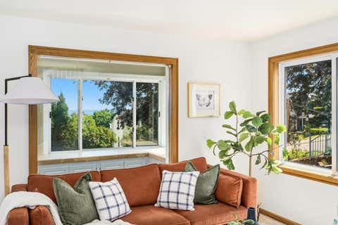 Tiny photo for 819 E 7th St, Duluth, MN 55805 (MLS # 6127208)