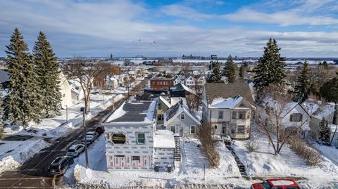 Photo of 2502 W 3rd St, Duluth, MN 55806 (MLS # 6123758)