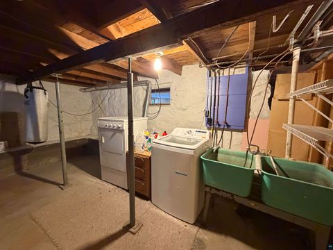 Tiny photo for 1025 W 8th St, Duluth, MN 55806 (MLS # 6123991)