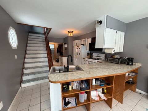 Tiny photo for 1025 W 8th St, Duluth, MN 55806 (MLS # 6123991)