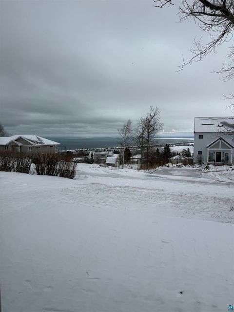 Tiny photo for 1025 W 8th St, Duluth, MN 55806 (MLS # 6123991)