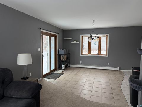Tiny photo for 1025 W 8th St, Duluth, MN 55806 (MLS # 6123991)