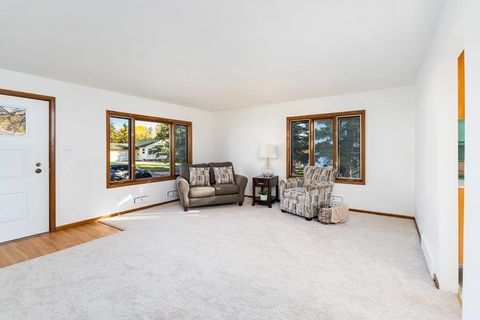 Tiny photo for 4320 Oneida St, Duluth, MN 55804 (MLS # 6122537)