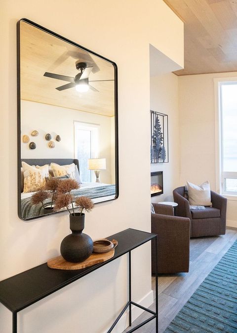 Tiny photo for 114116 E Lakeview Dr, Silver Bay, MN 55614 (MLS # 6122234)