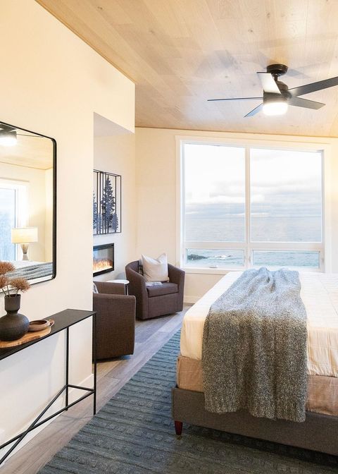 Tiny photo for 114116 E Lakeview Dr, Silver Bay, MN 55614 (MLS # 6122234)