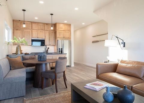 Tiny photo for 114116 E Lakeview Dr, Silver Bay, MN 55614 (MLS # 6122234)