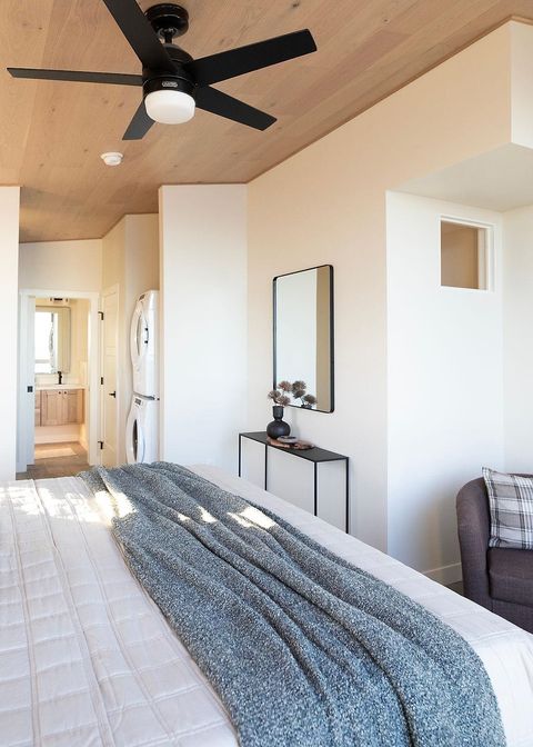 Tiny photo for 114116 E Lakeview Dr, Silver Bay, MN 55614 (MLS # 6122234)