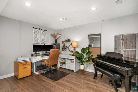 Tiny photo for 231 Chambersburg Dr, Duluth, MN 55811 (MLS # 6126619)