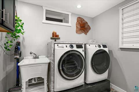 Tiny photo for 231 Chambersburg Dr, Duluth, MN 55811 (MLS # 6126619)