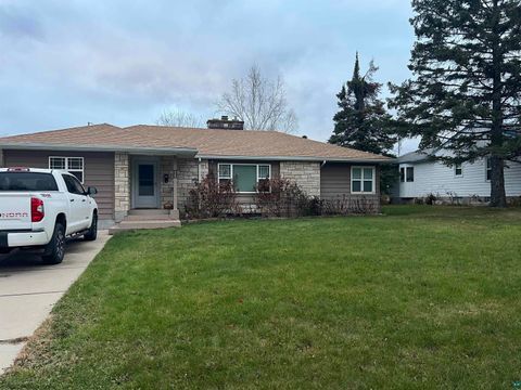 Photo of 27 S 5th St W St, Aurora, MN 55705 (MLS # 6124256)