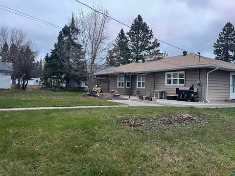 Tiny photo for 27 S 5th St W St, Aurora, MN 55705 (MLS # 6124256)