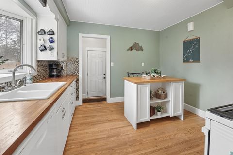 Tiny photo for 18 Howard Gnesen Rd, Duluth, MN 55811 (MLS # 6124831)