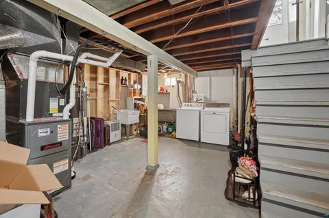 Tiny photo for 18 Howard Gnesen Rd, Duluth, MN 55811 (MLS # 6124831)