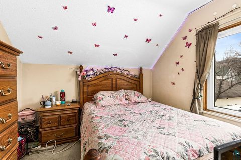 Tiny photo for 4223 W 5th St, Duluth, MN 55807 (MLS # 6125031)