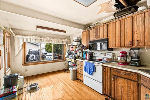 Tiny photo for 4223 W 5th St, Duluth, MN 55807 (MLS # 6125031)