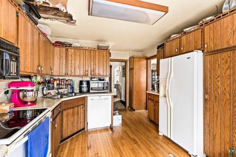 Tiny photo for 4223 W 5th St, Duluth, MN 55807 (MLS # 6125031)