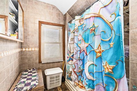 Tiny photo for 4223 W 5th St, Duluth, MN 55807 (MLS # 6125031)