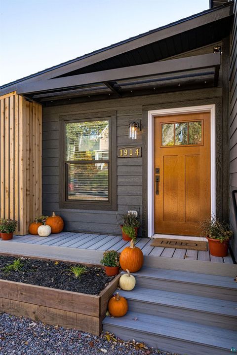 Tiny photo for 1914 E 1st St, Duluth, MN 55812 (MLS # 6123757)