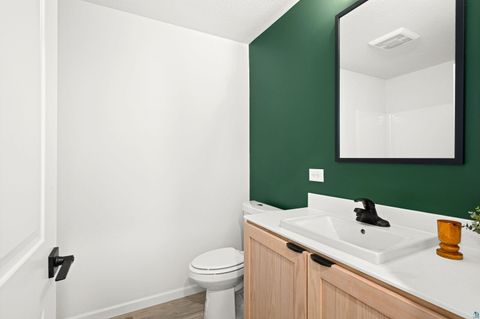 Tiny photo for 1914 E 1st St, Duluth, MN 55812 (MLS # 6123757)