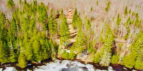 Photo of 38 Sawmill Ln, Lutsen, MN 55612 (MLS # 6124910)