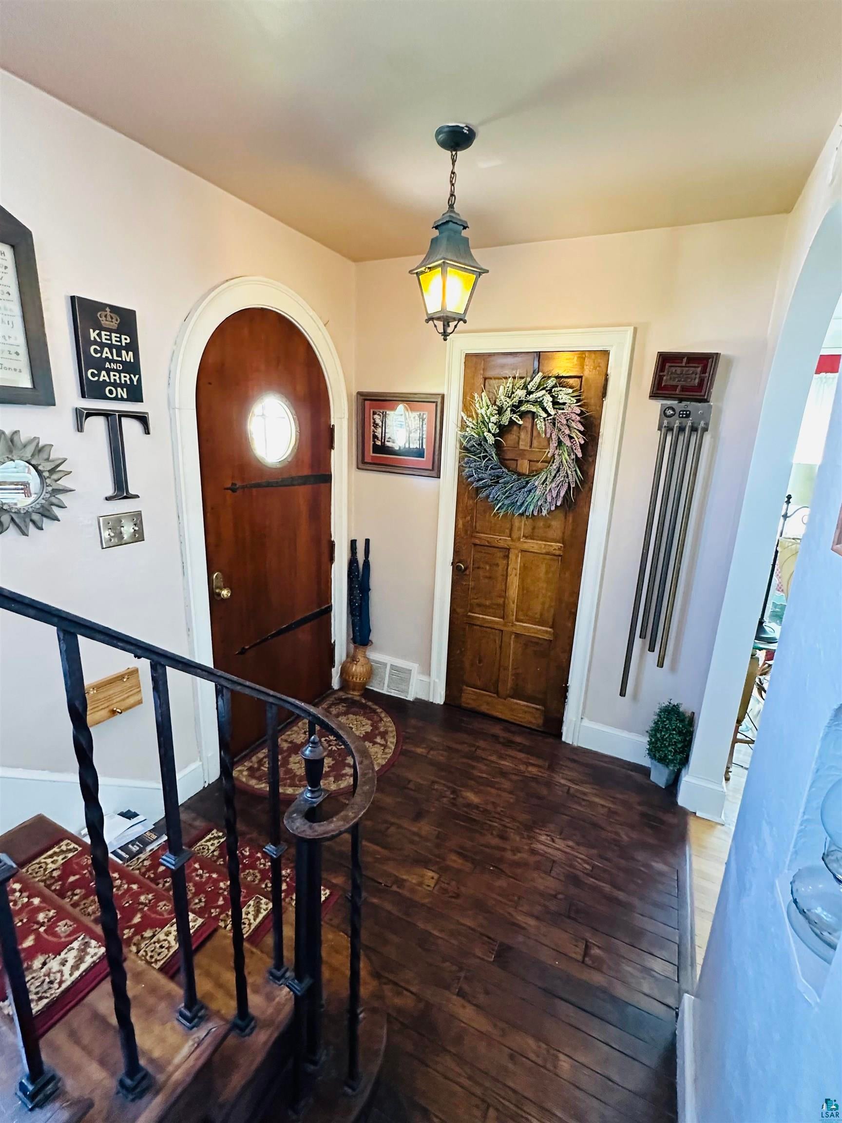 2417 Hammond Ave