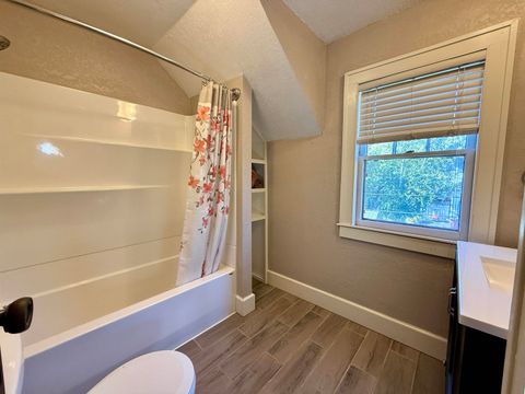Tiny photo for 513 N 47th Ave W Ave, Duluth, MN 55807 (MLS # 6122360)