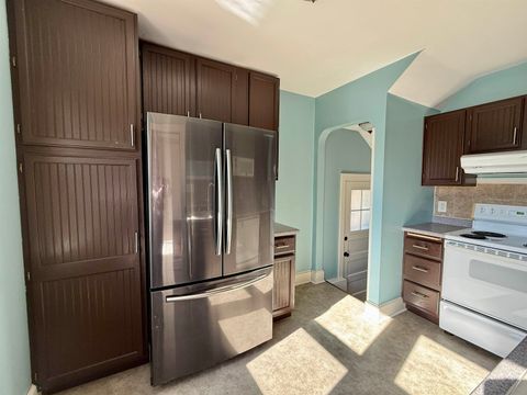 Tiny photo for 513 N 47th Ave W Ave, Duluth, MN 55807 (MLS # 6122360)