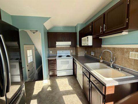 Tiny photo for 513 N 47th Ave W Ave, Duluth, MN 55807 (MLS # 6122360)