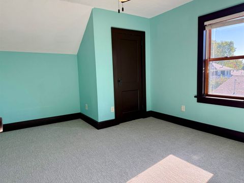 Tiny photo for 513 N 47th Ave W Ave, Duluth, MN 55807 (MLS # 6122360)