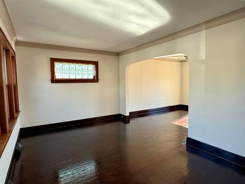 Tiny photo for 513 N 47th Ave W Ave, Duluth, MN 55807 (MLS # 6122360)