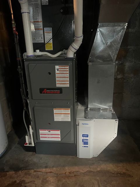 Tiny photo for 204 W Faribault St, Duluth, MN 55803 (MLS # 6123588)