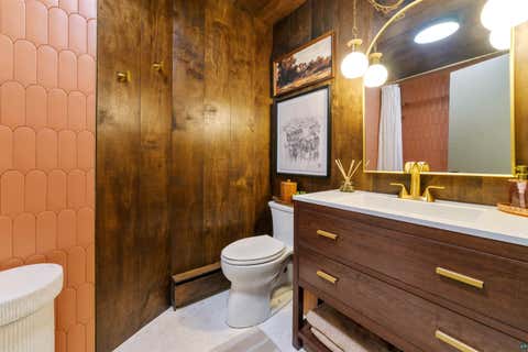 Tiny photo for 1510 Woodbury Ln, Duluth, MN 55803 (MLS # 6126896)