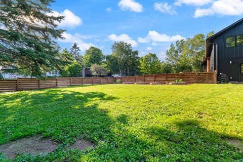 Tiny photo for 1510 Woodbury Ln, Duluth, MN 55803 (MLS # 6126896)