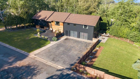 Tiny photo for 1510 Woodbury Ln, Duluth, MN 55803 (MLS # 6126896)